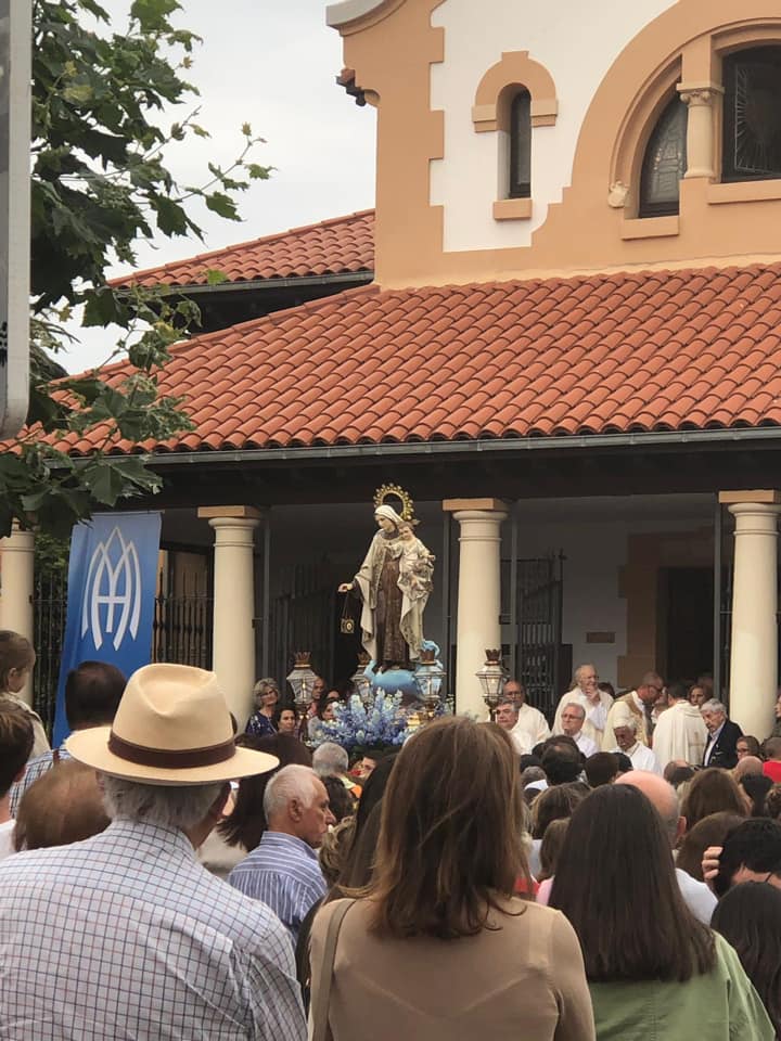 64841171_10217840873126436_3761601536875036672_n[1]